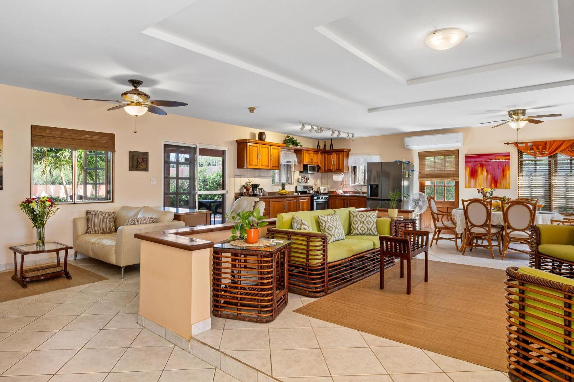 Sunrise Villa Is Gorgeous For Daily Views Of Sunrises And Sunsets パームビーチ エクステリア 写真